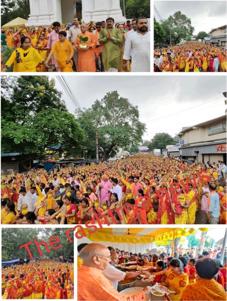 श्री लक्ष्मी नारायण मंदिर मे यज्ञ के लिए निकाली गई भव्य कलश यात्रा।