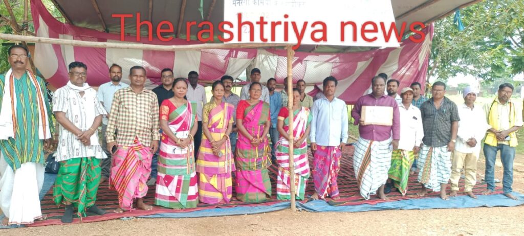 राज्य मनरेगा कर्मचारी 19वें दिन भी हड़ताल पर।